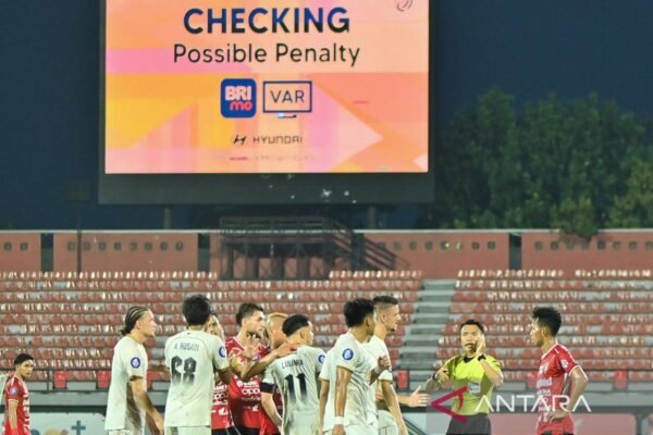 Bali United Menangis: Tumbang 0-2 di Tangan Madura United